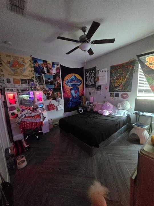 待售: $445,000 (4 贝兹, 3 浴室, 2057 平方英尺)