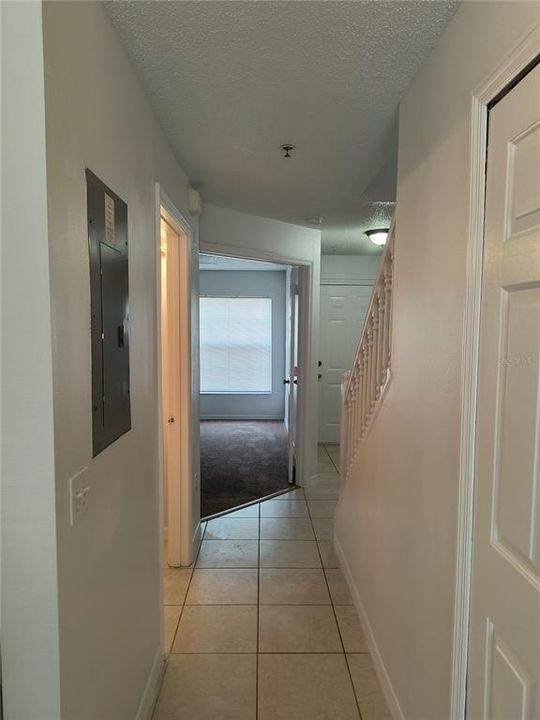 出租: $1,875 (3 贝兹, 2 浴室, 1406 平方英尺)