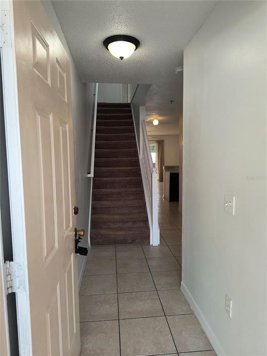 出租: $1,875 (3 贝兹, 2 浴室, 1406 平方英尺)