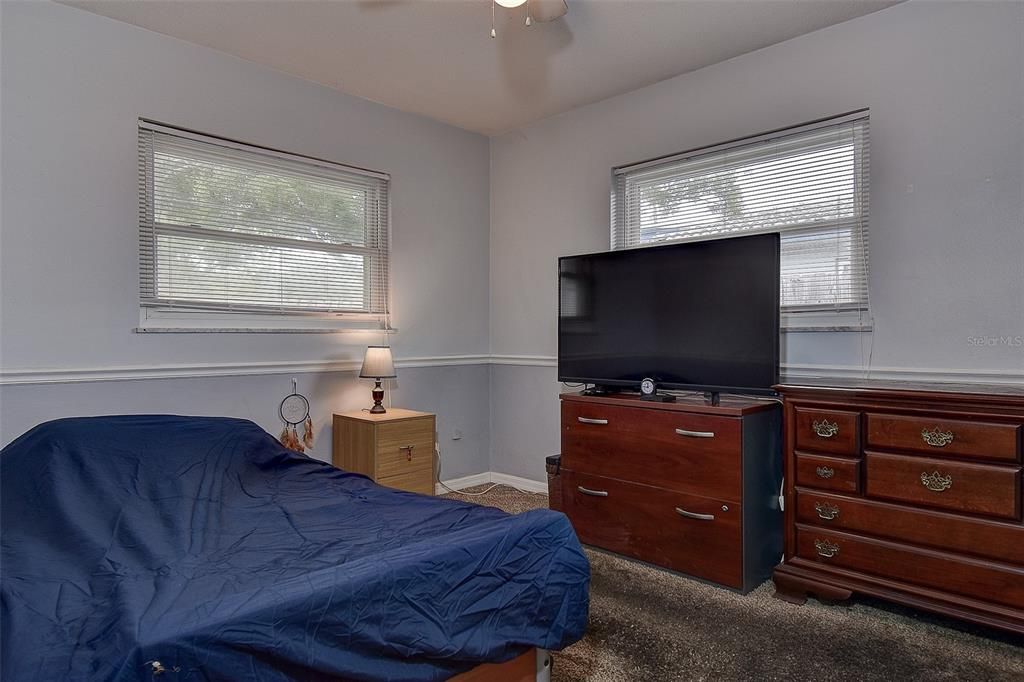 Active With Contract: $419,900 (3 beds, 2 baths, 1627 Square Feet)