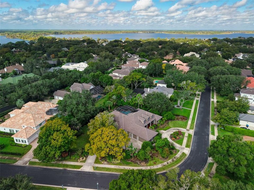 For Sale: $1,575,000 (5 beds, 4 baths, 3965 Square Feet)