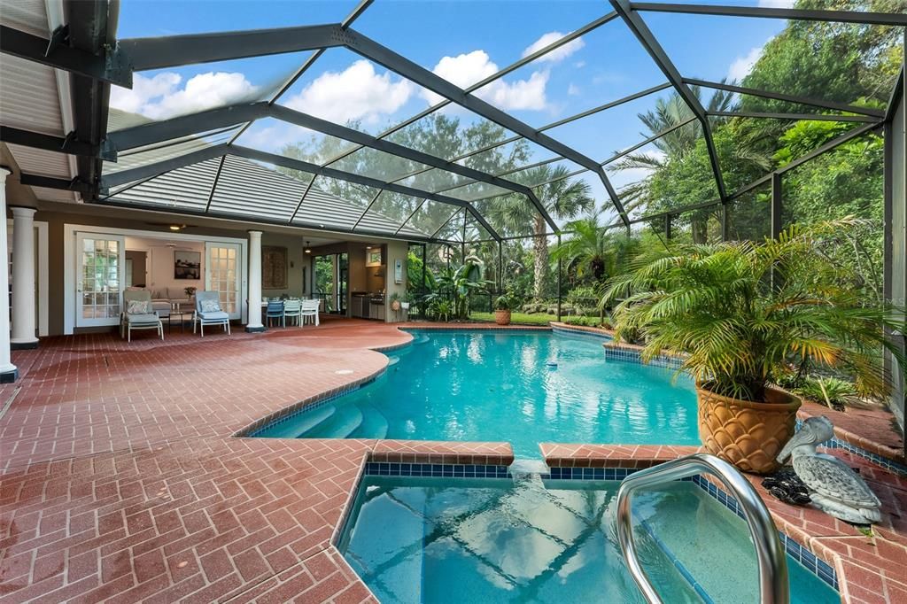 For Sale: $1,575,000 (5 beds, 4 baths, 3965 Square Feet)