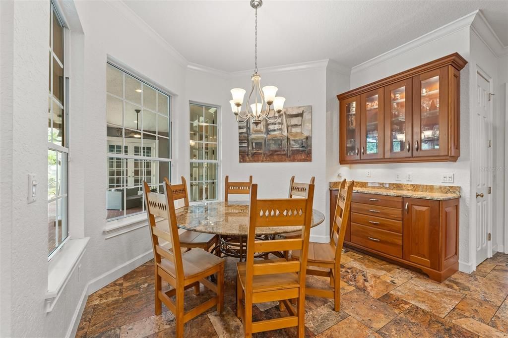 For Sale: $1,575,000 (5 beds, 4 baths, 3965 Square Feet)