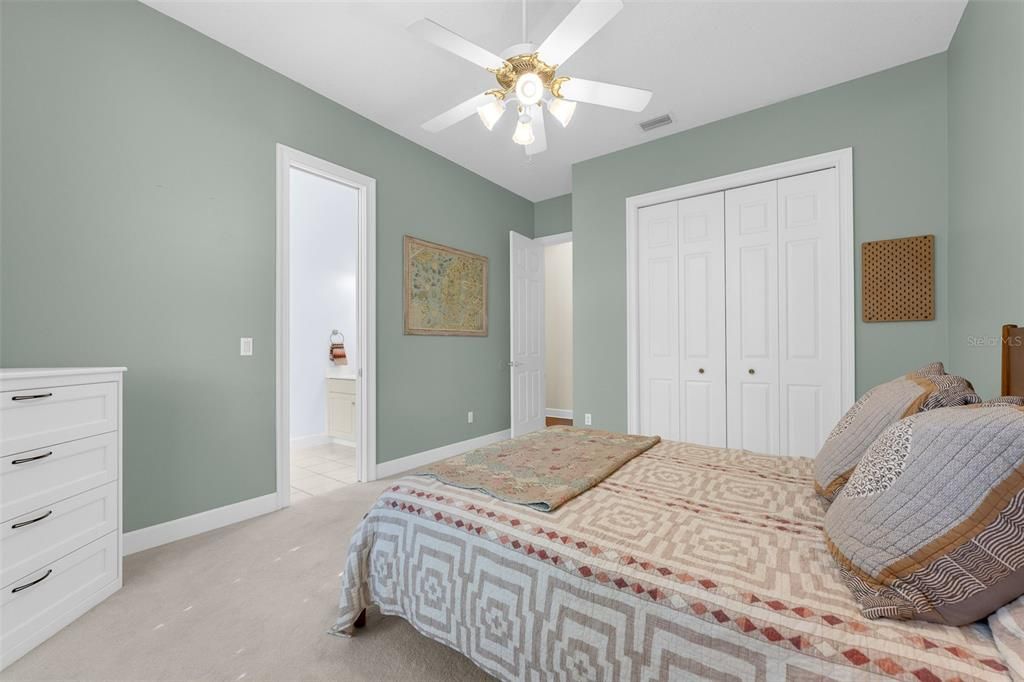 For Sale: $1,575,000 (5 beds, 4 baths, 3965 Square Feet)