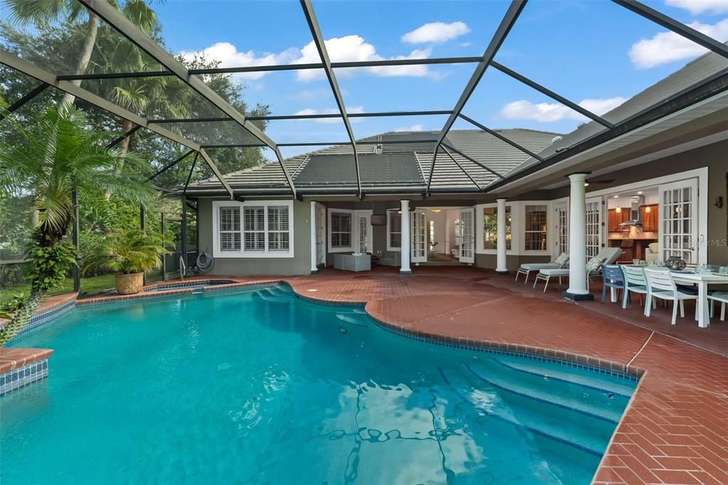 For Sale: $1,575,000 (5 beds, 4 baths, 3965 Square Feet)