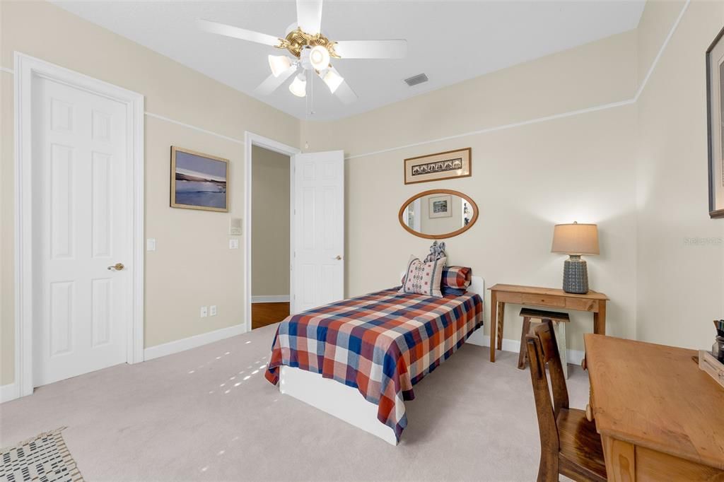 For Sale: $1,575,000 (5 beds, 4 baths, 3965 Square Feet)