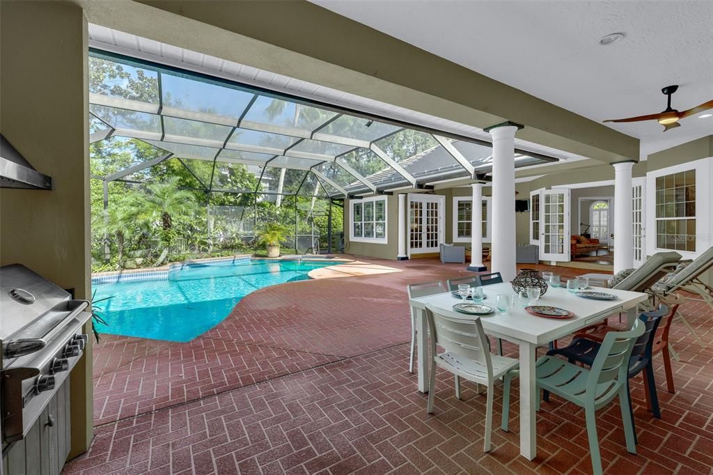 For Sale: $1,575,000 (5 beds, 4 baths, 3965 Square Feet)