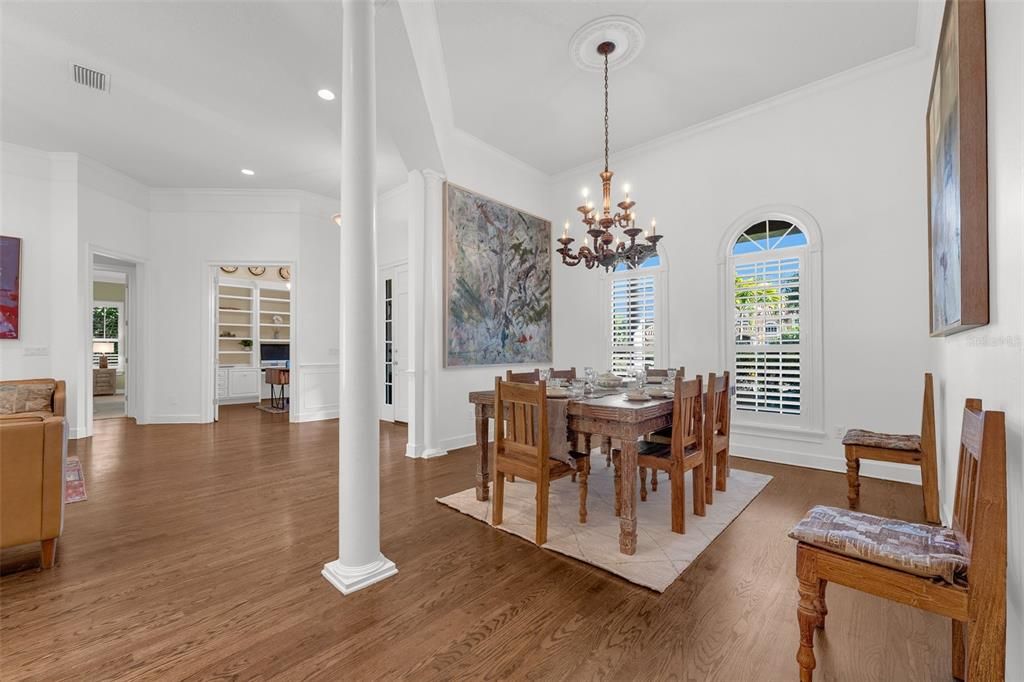 For Sale: $1,575,000 (5 beds, 4 baths, 3965 Square Feet)