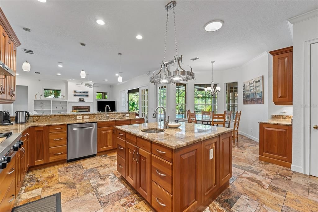 For Sale: $1,575,000 (5 beds, 4 baths, 3965 Square Feet)