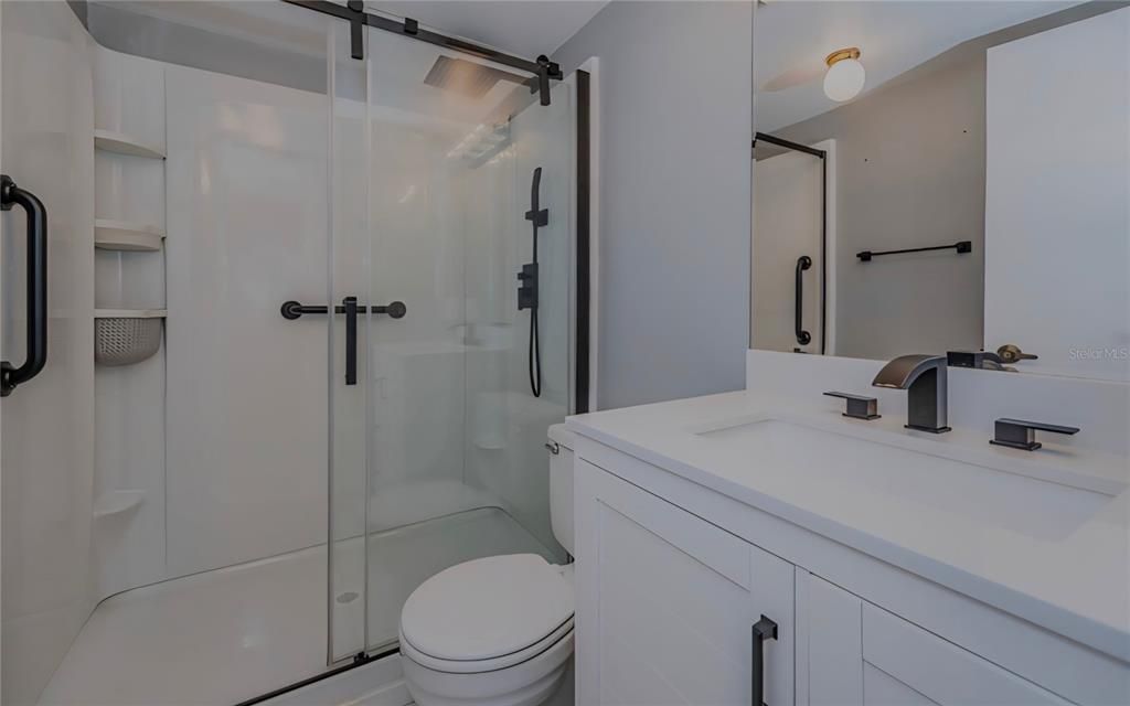 For Sale: $149,900 (2 beds, 2 baths, 1150 Square Feet)