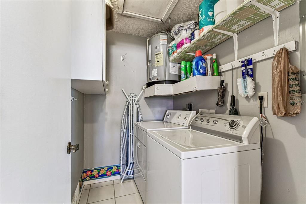 For Sale: $149,900 (2 beds, 2 baths, 1150 Square Feet)