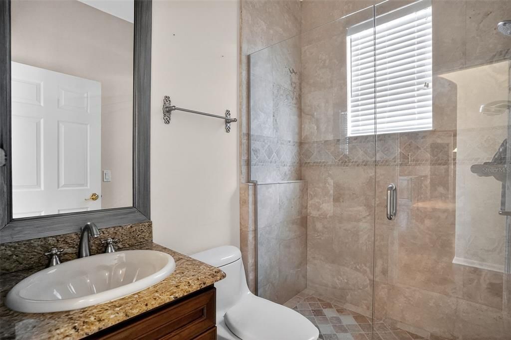 En Venta: $849,900 (4 camas, 3 baños, 3150 Pies cuadrados)