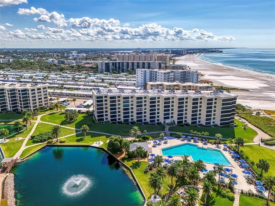 For Sale: $1,150,000 (2 beds, 2 baths, 1433 Square Feet)