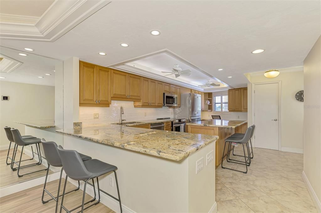 For Sale: $1,150,000 (2 beds, 2 baths, 1433 Square Feet)