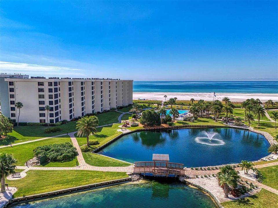 For Sale: $1,150,000 (2 beds, 2 baths, 1433 Square Feet)