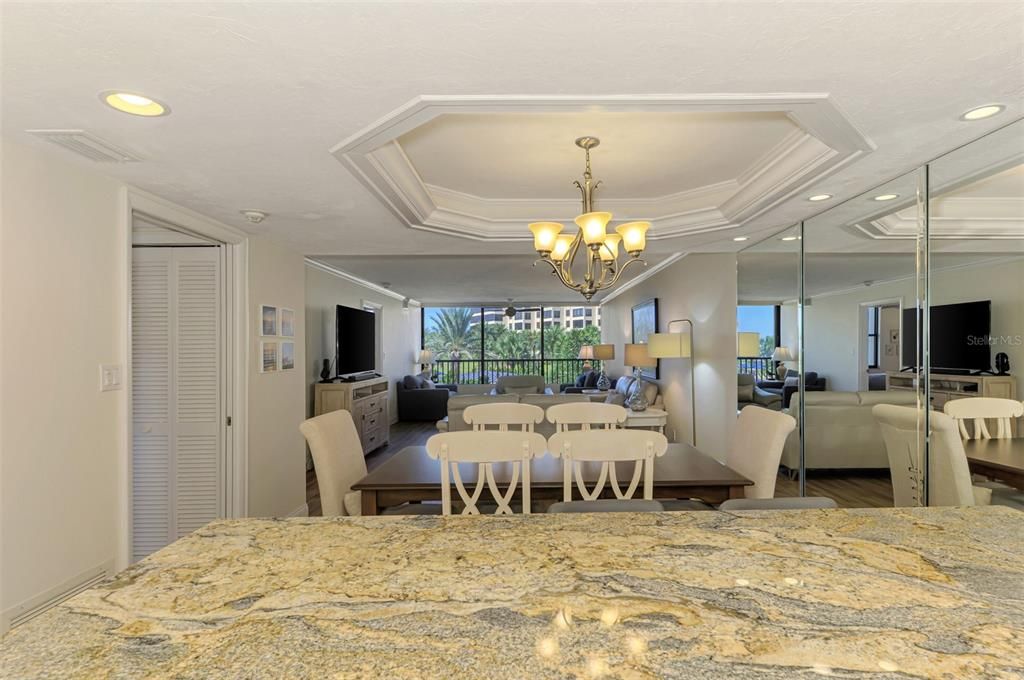 For Sale: $1,150,000 (2 beds, 2 baths, 1433 Square Feet)