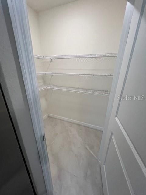 For Rent: $1,850 (4 beds, 2 baths, 1665 Square Feet)