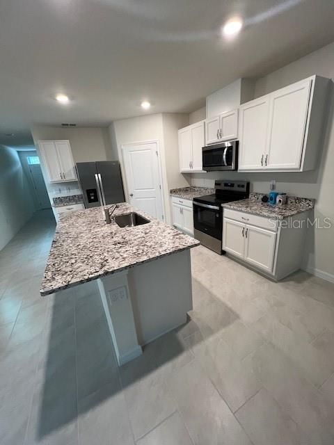 For Rent: $1,850 (4 beds, 2 baths, 1665 Square Feet)