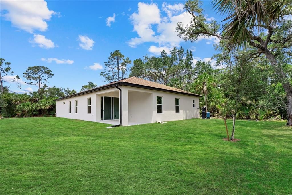 For Rent: $2,495 (4 beds, 3 baths, 1990 Square Feet)