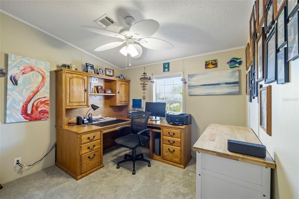 For Sale: $279,000 (2 beds, 2 baths, 1056 Square Feet)