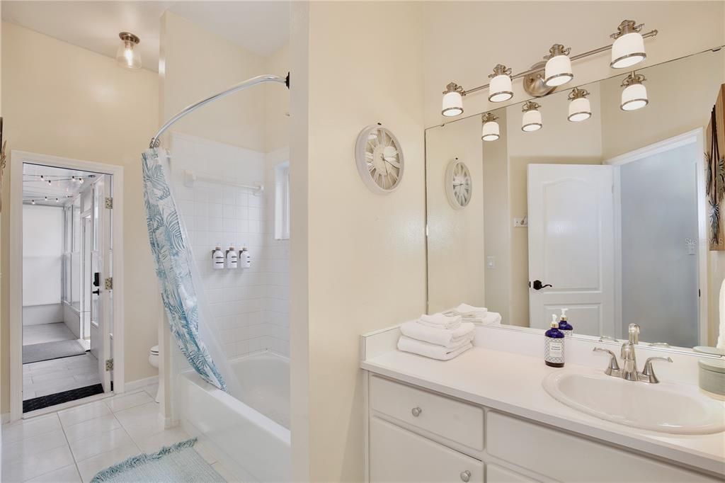 На продажу: $416,000 (4 спален, 2 ванн, 1773 Квадратных фут)