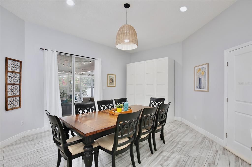 На продажу: $416,000 (4 спален, 2 ванн, 1773 Квадратных фут)