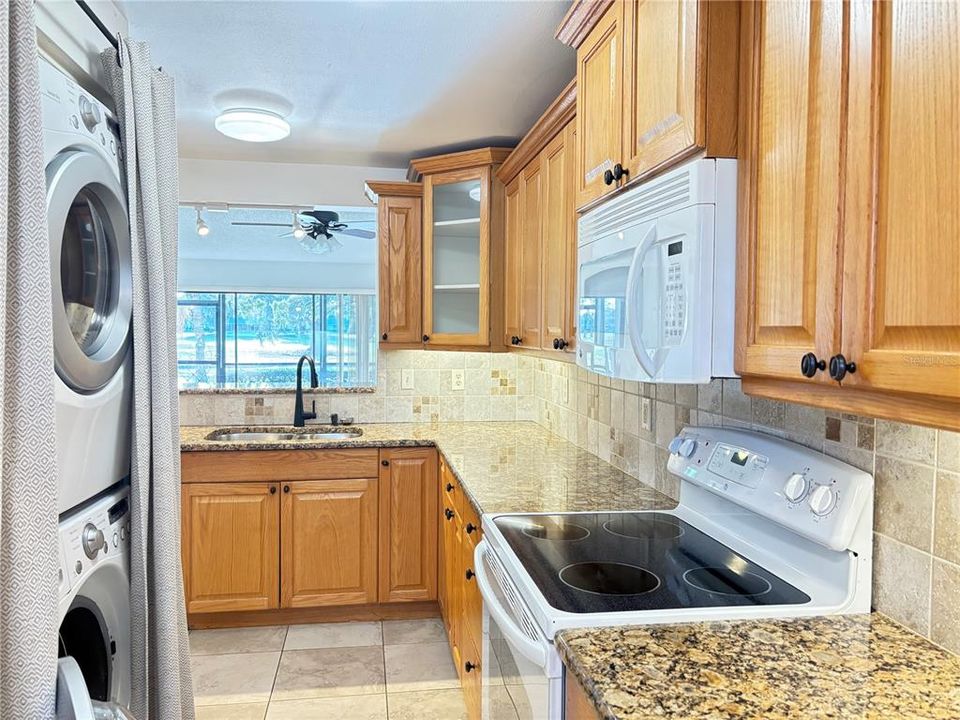 For Rent: $2,050 (3 beds, 2 baths, 1444 Square Feet)