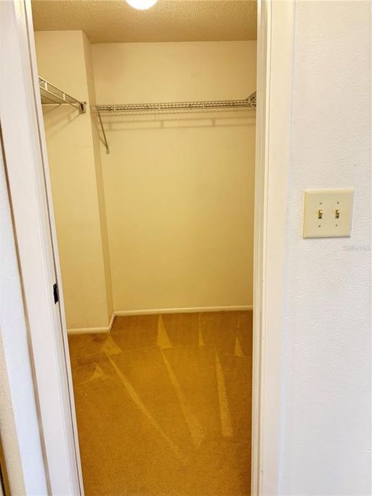 For Rent: $2,050 (3 beds, 2 baths, 1444 Square Feet)