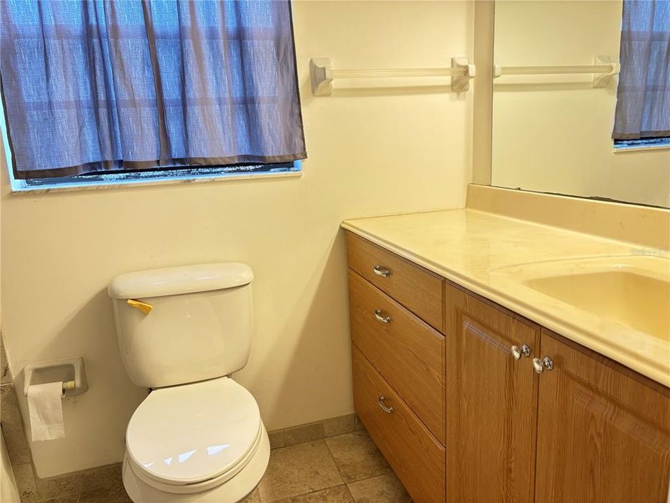 For Rent: $2,050 (3 beds, 2 baths, 1444 Square Feet)