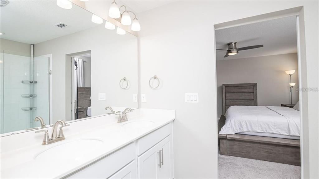 For Rent: $2,700 (4 beds, 2 baths, 2175 Square Feet)