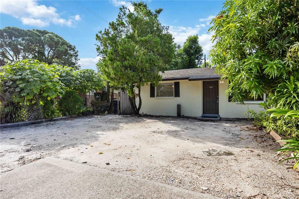 For Sale: $339,000 (4 beds, 0 baths, 1456 Square Feet)