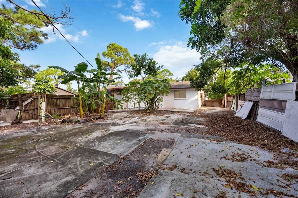 For Sale: $339,000 (4 beds, 0 baths, 1456 Square Feet)