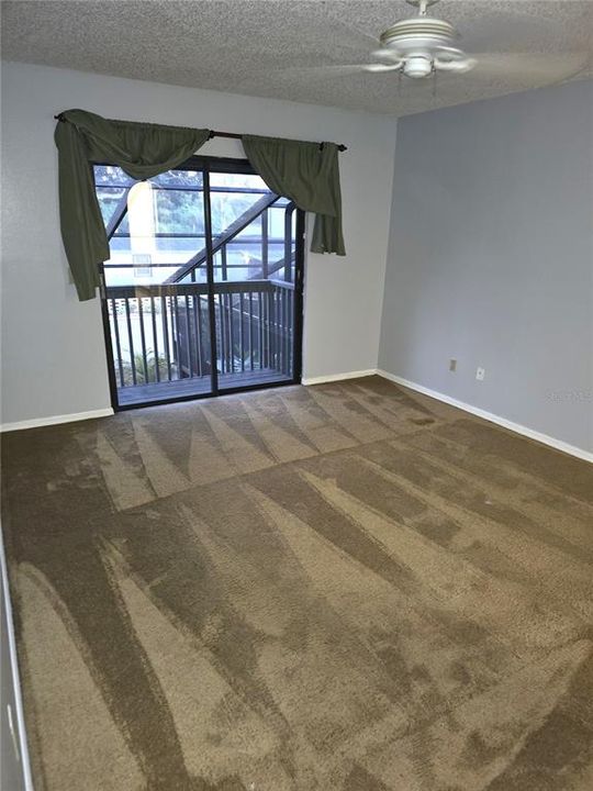 Active With Contract: $1,795 (2 beds, 2 baths, 1462 Square Feet)