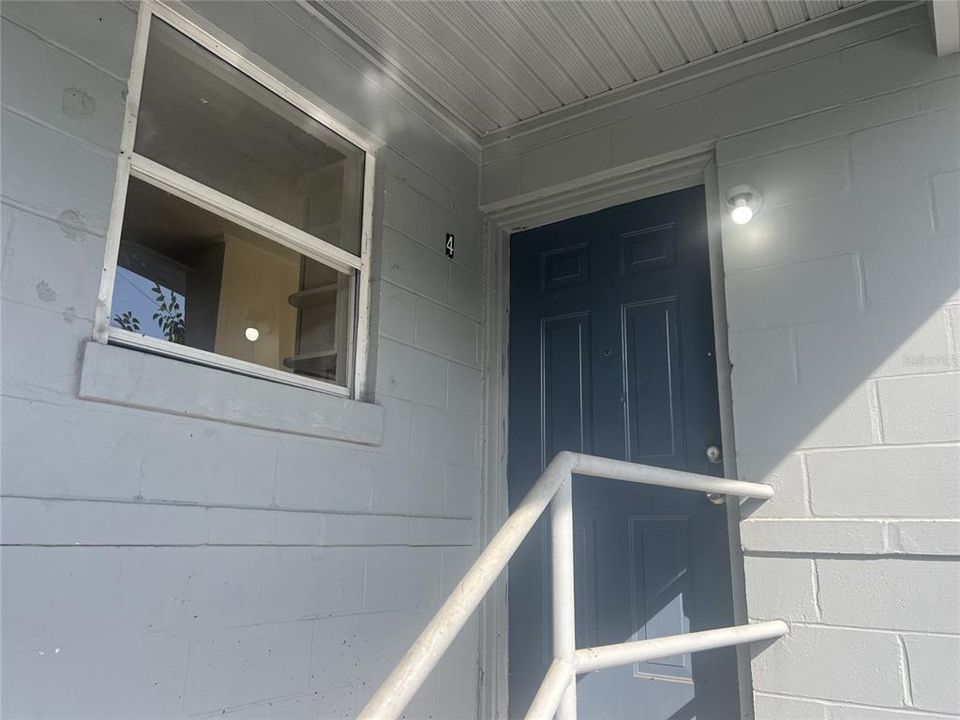 出租: $750 (2 贝兹, 1 浴室, 750 平方英尺)