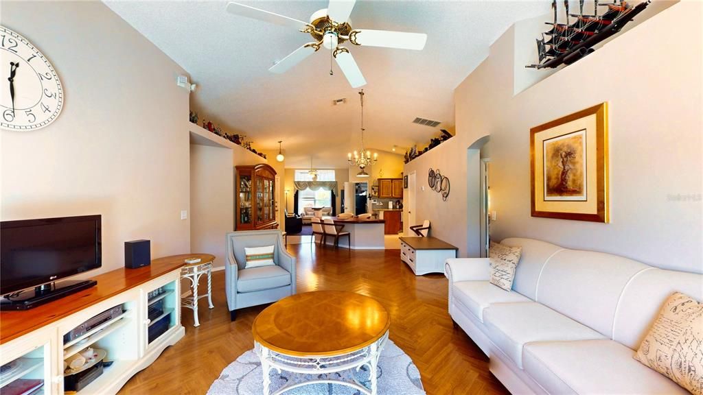 Active With Contract: $379,900 (3 beds, 2 baths, 1621 Square Feet)