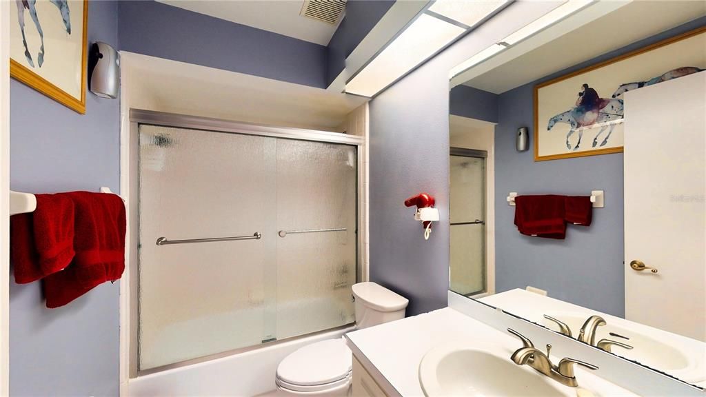 Active With Contract: $379,900 (3 beds, 2 baths, 1621 Square Feet)