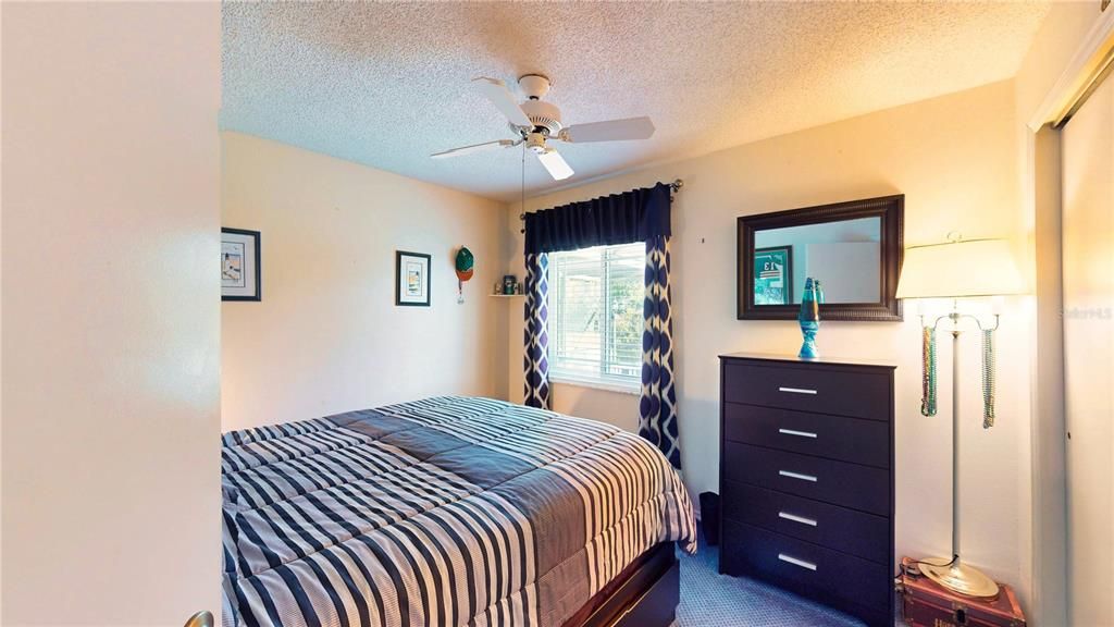 Active With Contract: $379,900 (3 beds, 2 baths, 1621 Square Feet)