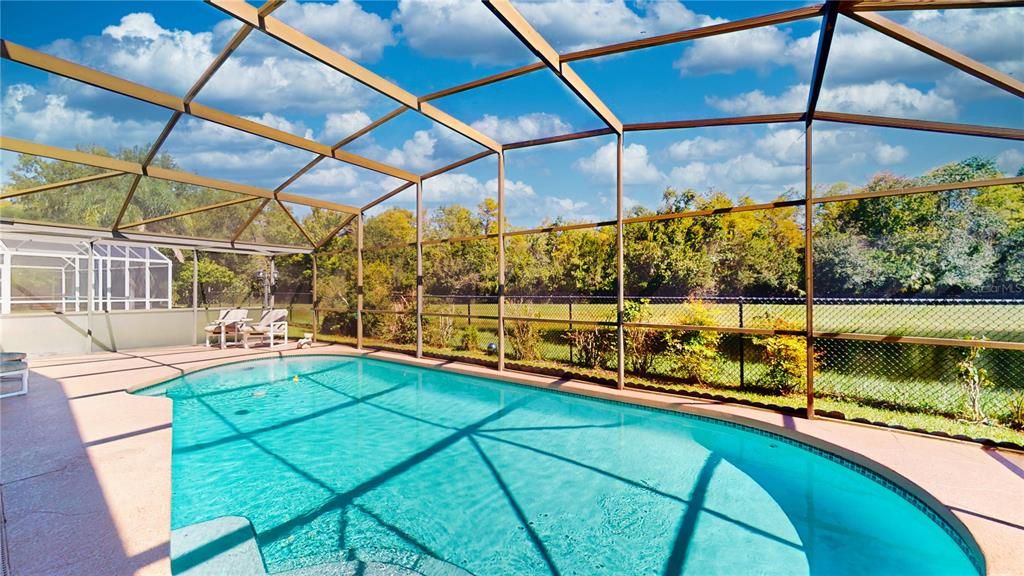 Active With Contract: $379,900 (3 beds, 2 baths, 1621 Square Feet)