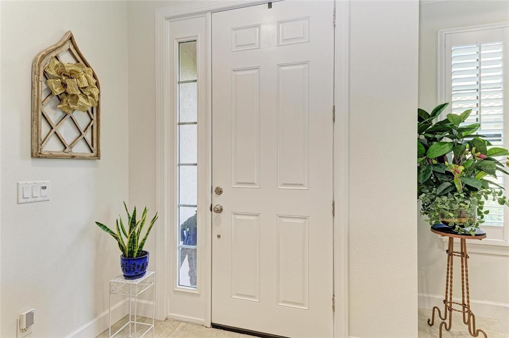 For Sale: $799,000 (3 beds, 2 baths, 1926 Square Feet)