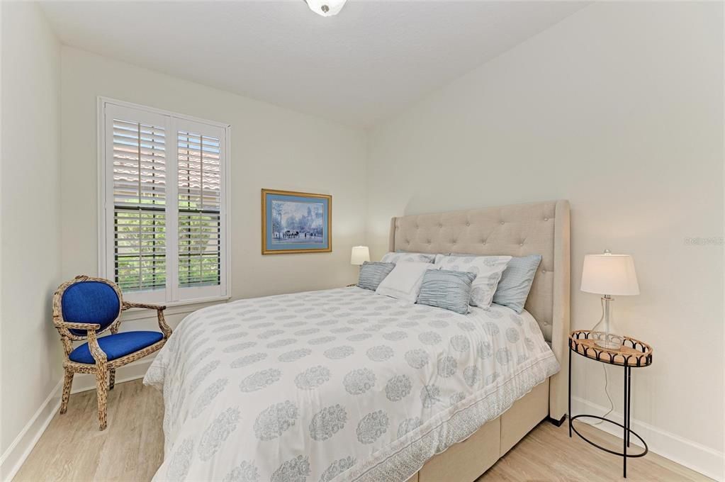 For Sale: $799,000 (3 beds, 2 baths, 1926 Square Feet)