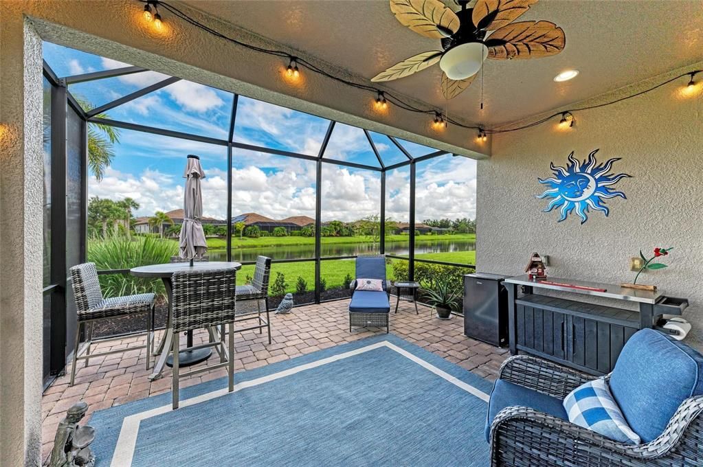 For Sale: $799,000 (3 beds, 2 baths, 1926 Square Feet)