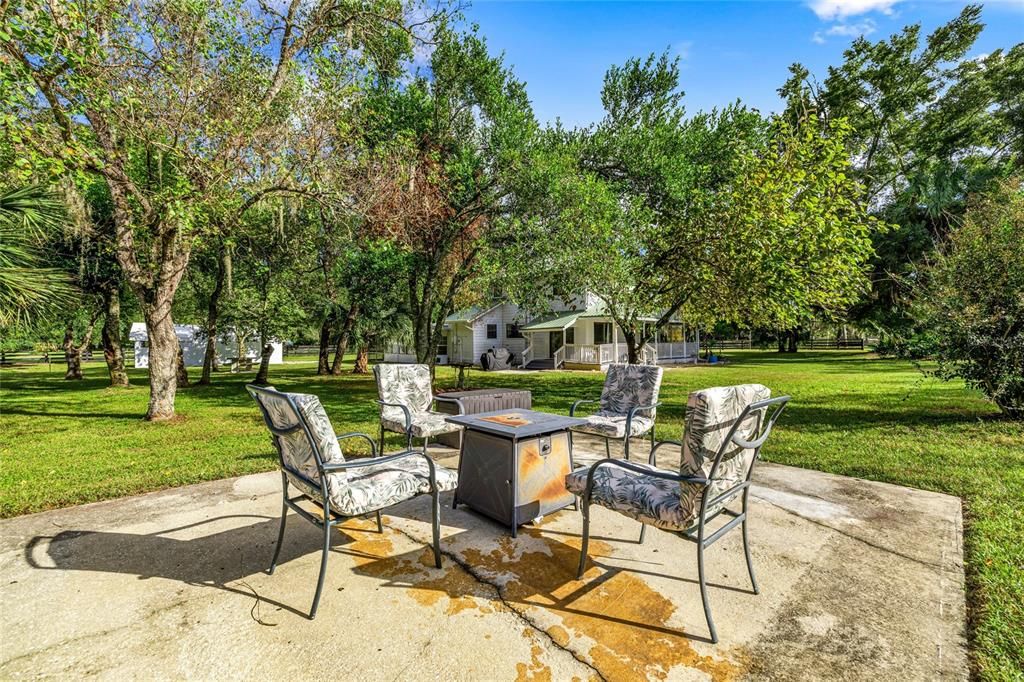 待售: $875,000 (3 贝兹, 2 浴室, 1702 平方英尺)