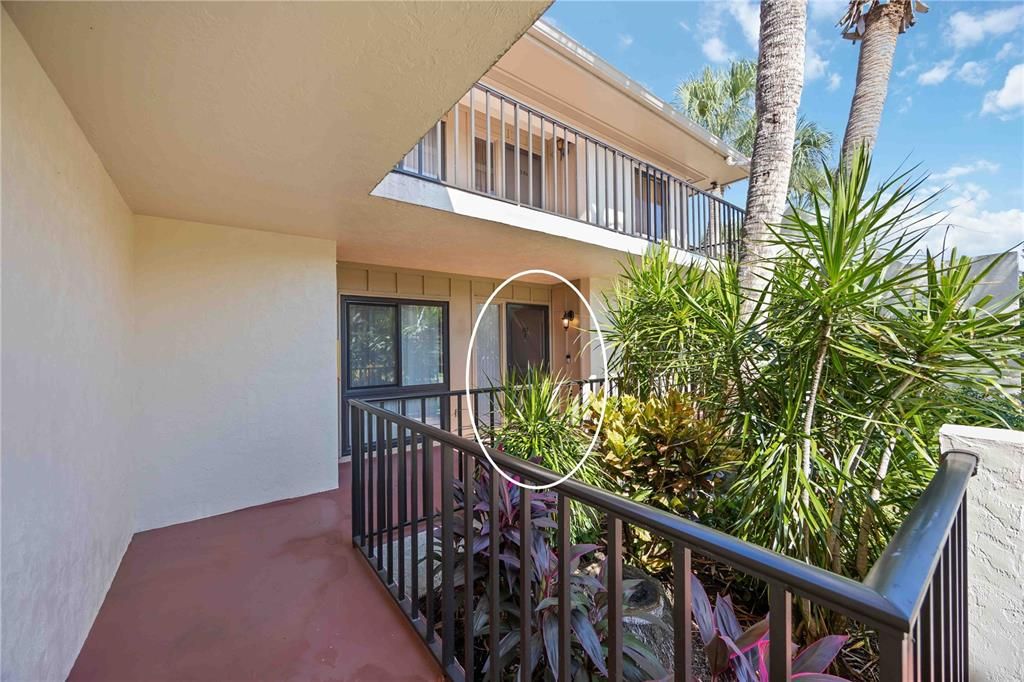 For Sale: $270,000 (2 beds, 2 baths, 1254 Square Feet)