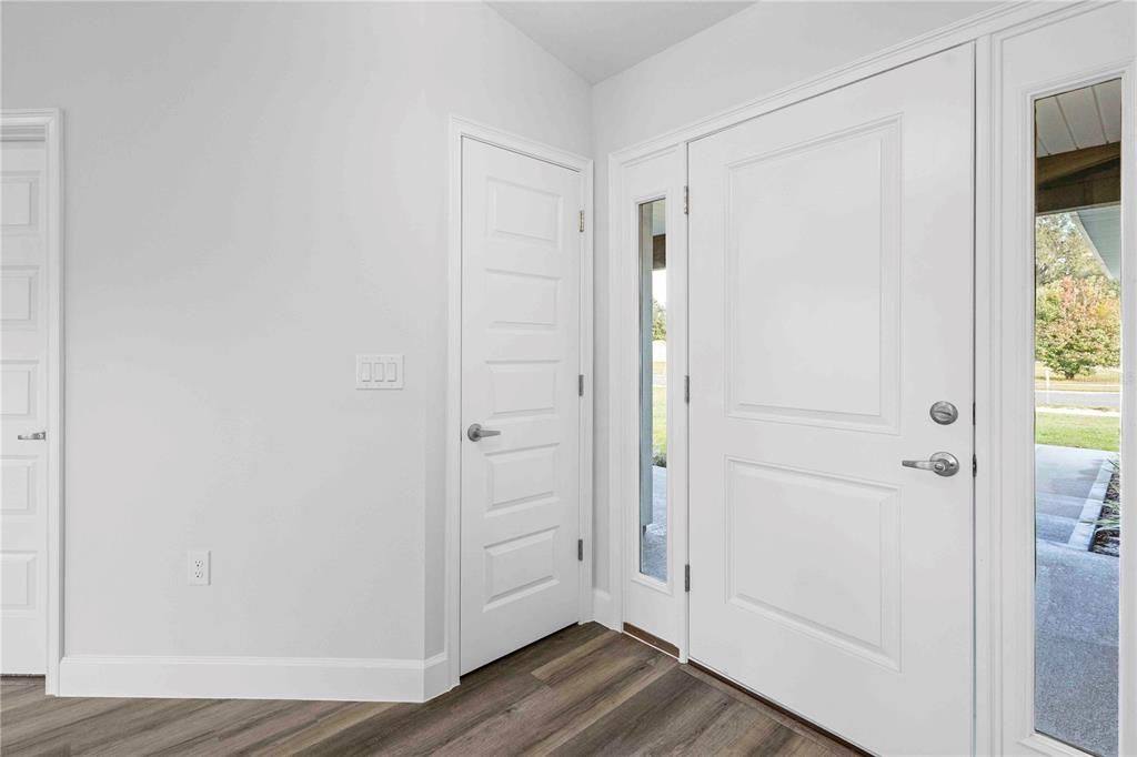 На продажу: $373,400 (4 спален, 2 ванн, 1760 Квадратных фут)