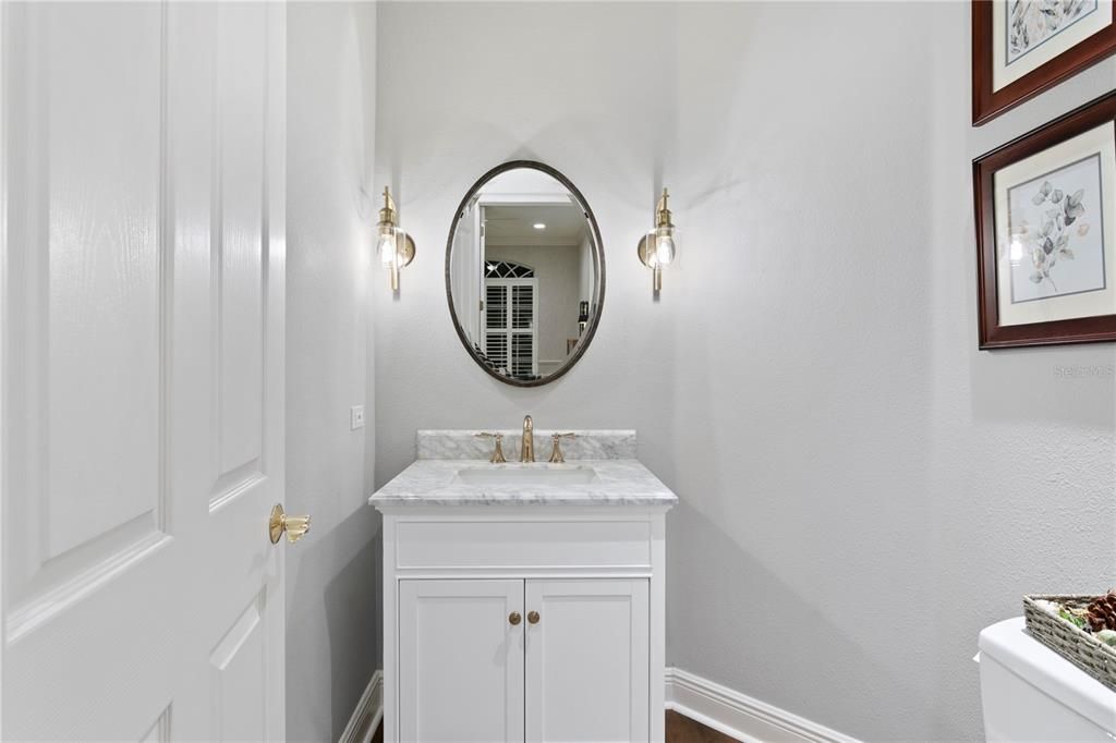 Под контрактом: $1,100,000 (4 спален, 3 ванн, 3712 Квадратных фут)