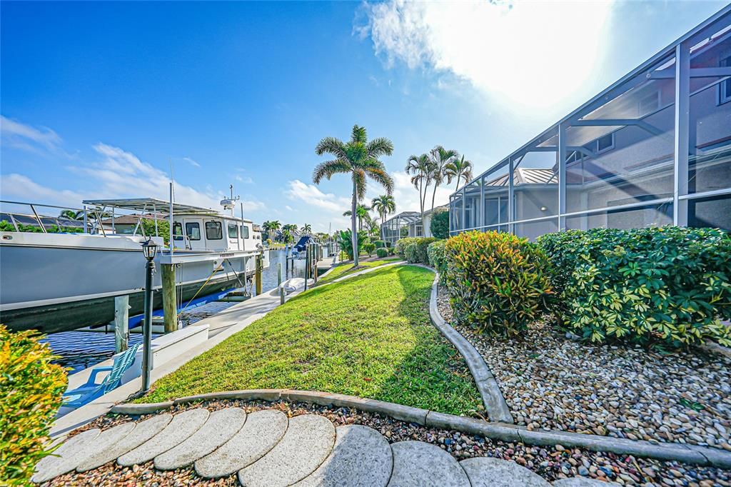 待售: $995,000 (4 贝兹, 3 浴室, 2872 平方英尺)