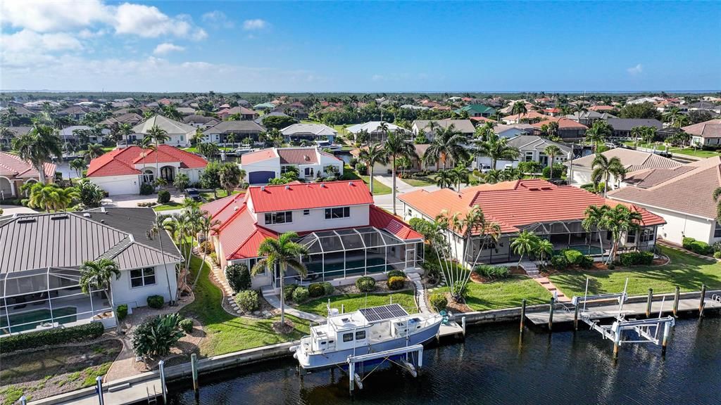 待售: $995,000 (4 贝兹, 3 浴室, 2872 平方英尺)