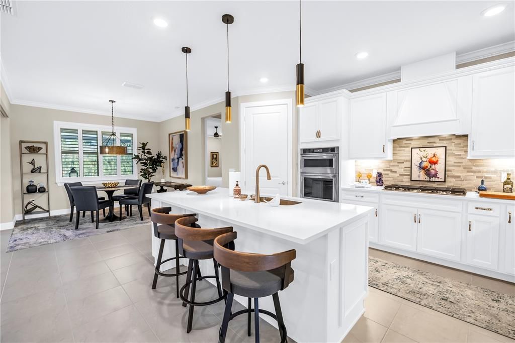 На продажу: $769,000 (3 спален, 3 ванн, 2122 Квадратных фут)