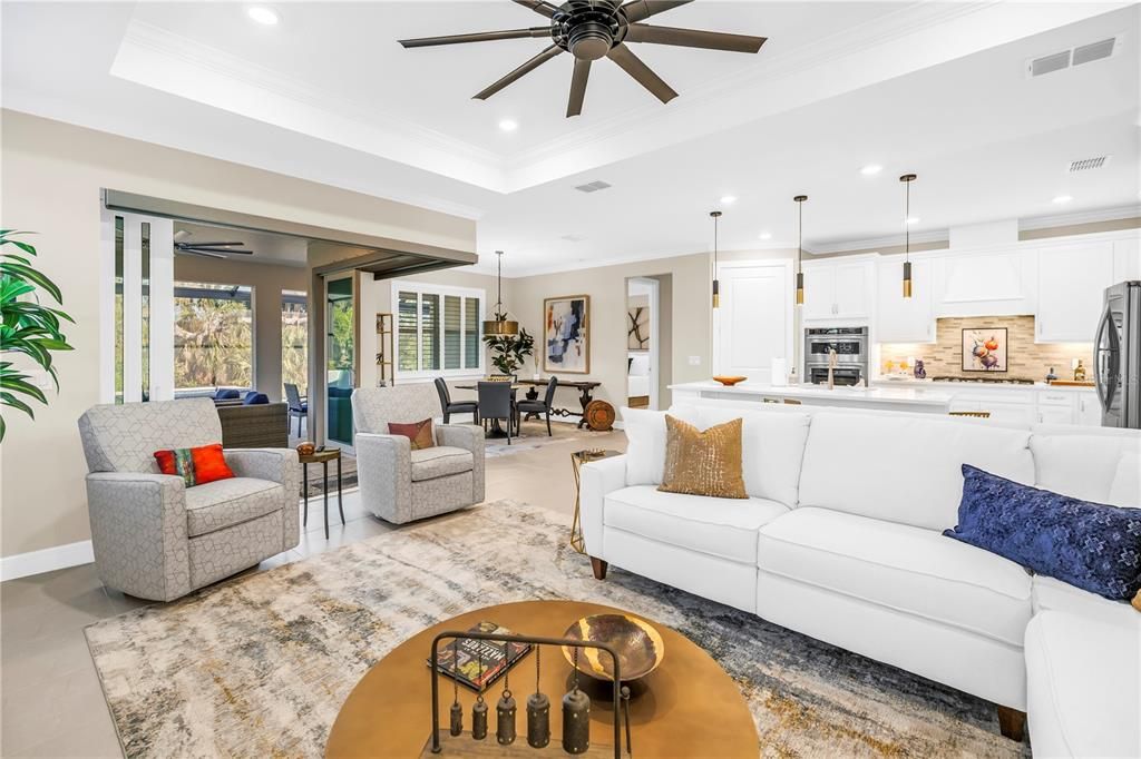 На продажу: $769,000 (3 спален, 3 ванн, 2122 Квадратных фут)