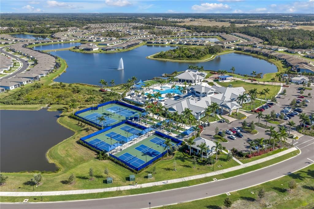 На продажу: $769,000 (3 спален, 3 ванн, 2122 Квадратных фут)